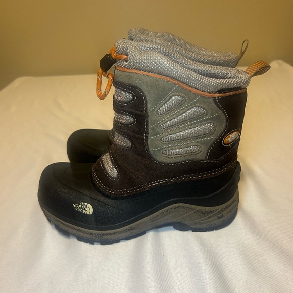 NEW The North Face 200 gr Insulation Waterproof Slip On Boots Boys, Size 3 - Picture 11 of 15